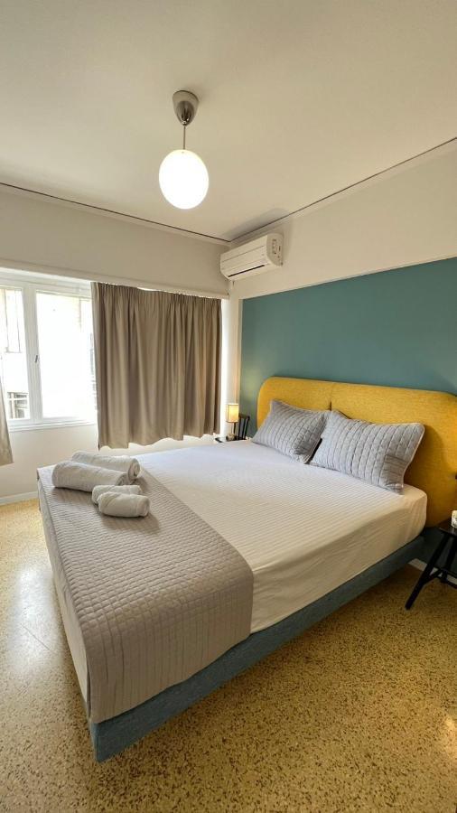 Crown Syntagma Apartment Atenas Exterior foto