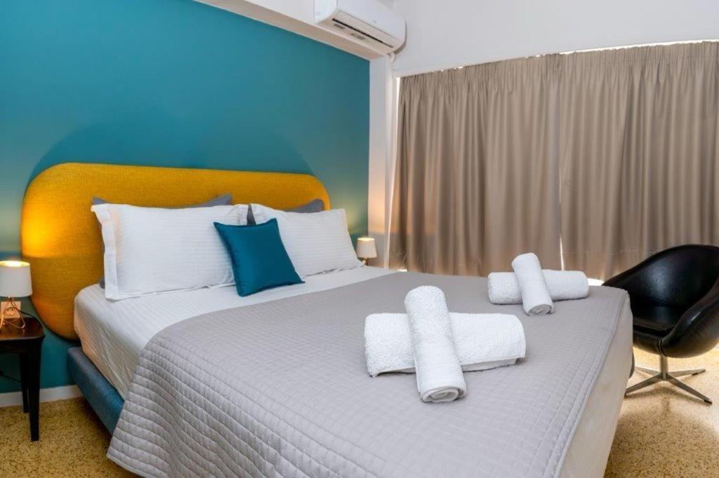 Crown Syntagma Apartment Atenas Exterior foto
